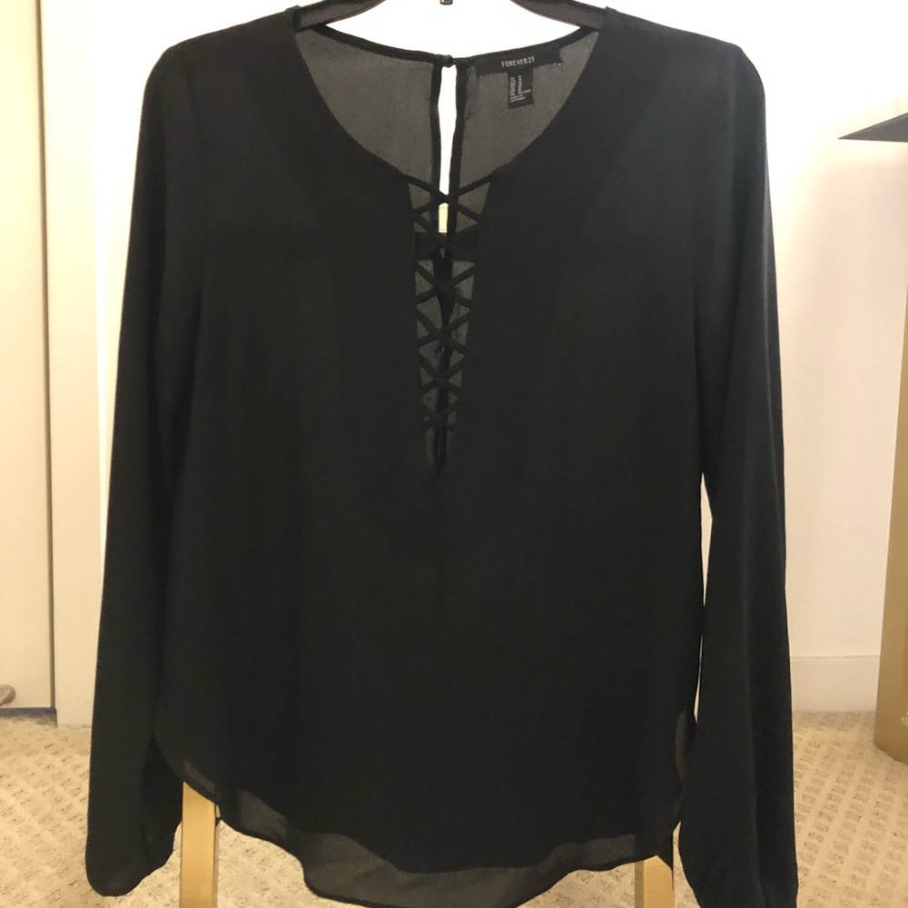 Mesh black top